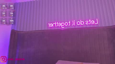 April online show from 24, 1, 2025