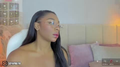 Snapshot of april_ebony18_ chatting on 30, 5, 2026 April online show from 30, 5, 2026