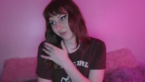 Snapshot of april_kitty chatting on 18, 5, 2026 april_kitty online show from 18, 5, 2026