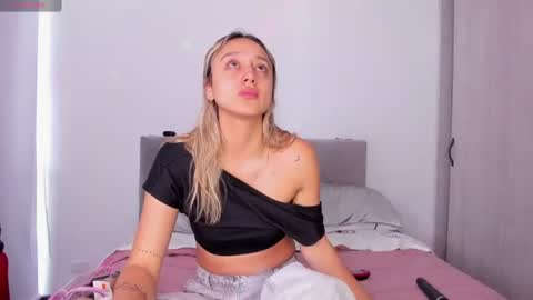 Snapshot of april_se chatting on 16, 7, 2026 April online show from 16, 7, 2026