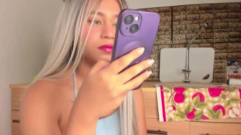 Snapshot of april_sex_vip chatting on 11, 12, 2024 Aphril Daniels Otis online show from 11, 12, 2024