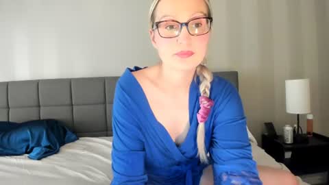 Snapshot of aprilaudrey_ chatting on 7, 7, 2026 Audrey Im usually online every single day except sundays from and 20 pm uk time online show from 7, 7, 2026