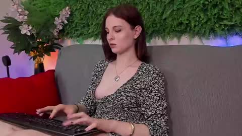 April online show from 8, 3, 2025