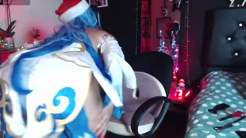 Snapshot of aprildol chatting on 25, 12, 2024 lucy online show from 25, 12, 2024