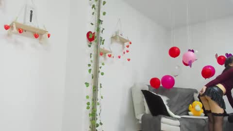 Snapshot of aprildubois_ chatting on 11, 2, 2025 April online show from 11, 2, 2025