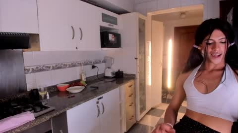 aprill_fox online show from 6, 12, 2024