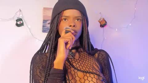 Snapshot of aprillebony319262 chatting on 18, 12, 2025 aprillebony319262 online show from 18, 12, 2025