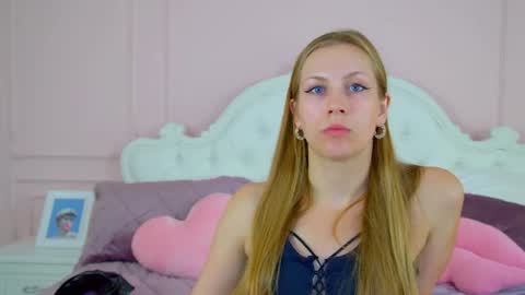Snapshot of aprilsprins chatting on 29, 6, 2026 AprilSpring online show from 29, 6, 2026