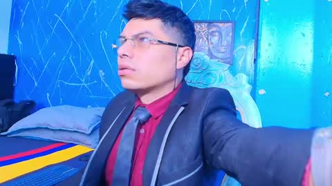 Snapshot of aquilestaylor chatting on 1, 6, 2026 aquilestaylor online show from 1, 6, 2026