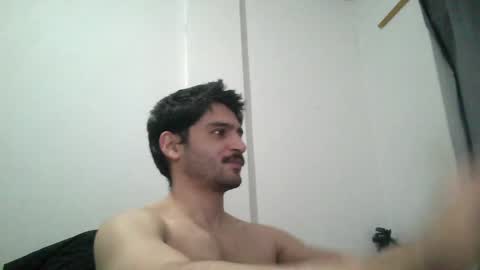 Snapshot of arab_b chatting on 30, 4, 2026 Thiago online show from 30, 4, 2026