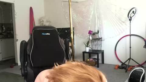 Snapshot of arabbustybeauty chatting on 22, 3, 2026 BustyPrincessLeila online show from 22, 3, 2026