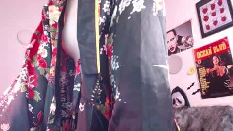 Snapshot of arabella_stone chatting on 7, 12, 2024 Arabella online show from 7, 12, 2024