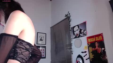 Snapshot of arabella_stone chatting on 11, 3, 2025 Arabella online show from 11, 3, 2025