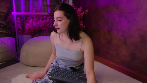 arcanedoll online show from 21, 9, 2025