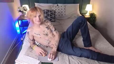 Snapshot of archiehali chatting on 2, 10, 2025 archiehali online show from 2, 10, 2025
