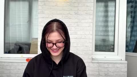 Caroline online show from 20, 2, 2026