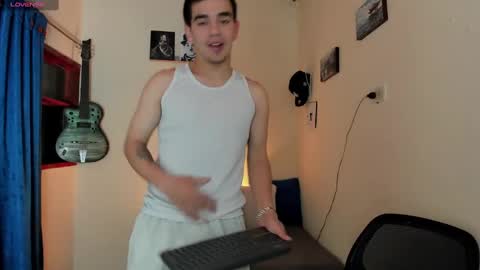 Snapshot of ares_johnsonn chatting on 24, 1, 2025 Ares online show from 24, 1, 2025