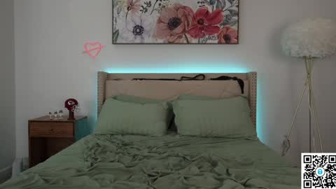 Snapshot of ari_lovexo chatting on 15, 12, 2024 Ari and Penn online show from 15, 12, 2024