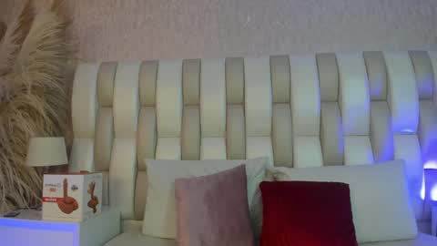 ari_lynn_ online show from 31, 3, 2026