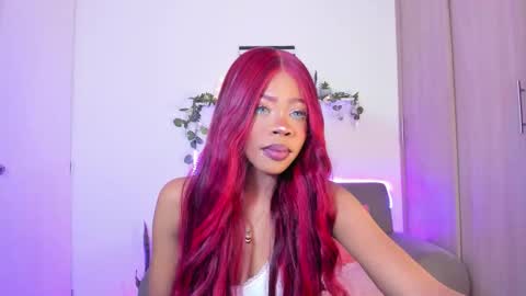 Snapshot of aria_brown_19 chatting on 15, 9, 2025    ARIA    online show from 15, 9, 2025
