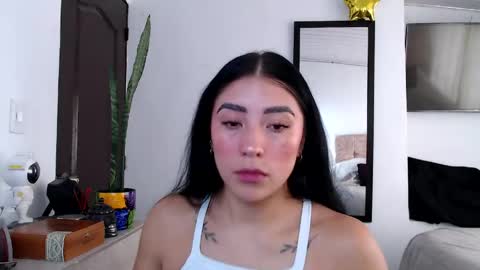 Snapshot of aria_castelli chatting on 27, 5, 2026 Aria Castelli online show from 27, 5, 2026