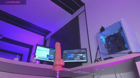 Snapshot of aria_greco chatting on 14, 6, 2026 Aria online show from 14, 6, 2026