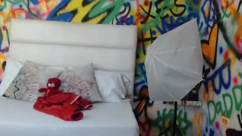 Snapshot of aria_martiin chatting on 16, 1, 2025 aria online show from 16, 1, 2025