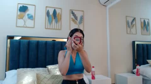 Snapshot of aria_martiin chatting on 11, 6, 2026 aria online show from 11, 6, 2026