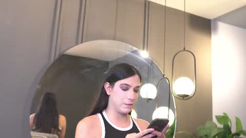Snapshot of ariaa_isabell chatting on 9, 7, 2026 Ariaa online show from 9, 7, 2026