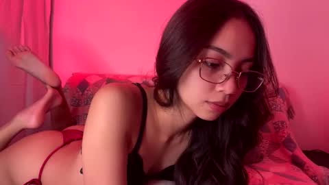 Aria Mariz online show from 28, 10, 2025