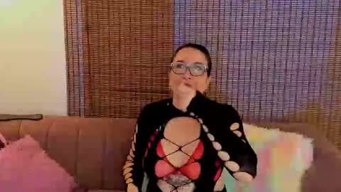 Ariana Cruz online show from 22, 3, 2026