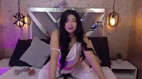 Snapshot of ariana_foxx__ chatting on 27, 6, 2026 Ariana online show from 27, 6, 2026