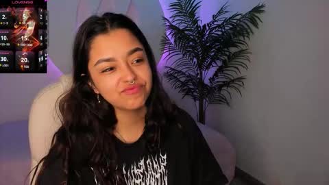 Snapshot of ariana_pierce chatting on 22, 11, 2025 Ariana online show from 22, 11, 2025