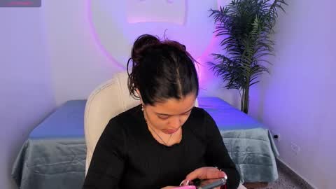 Snapshot of ariana_pierce chatting on 20, 12, 2025 Ariana online show from 20, 12, 2025