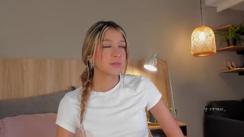 Ariana  online show from 14, 7, 2026