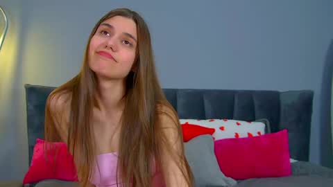 Snapshot of arianaallens chatting on 29, 4, 2026 Ariana online show from 29, 4, 2026