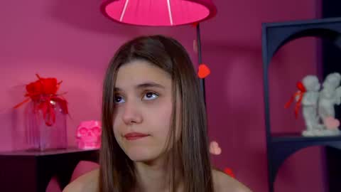 Snapshot of arianaallens chatting on 2, 5, 2026 Ariana online show from 2, 5, 2026