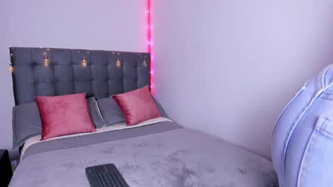  Ariana Poarch online show from 18, 12, 2024