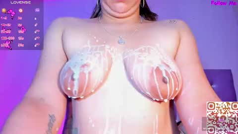 Snapshot of arianasaintx chatting on 22, 6, 2026 Ariana online show from 22, 6, 2026