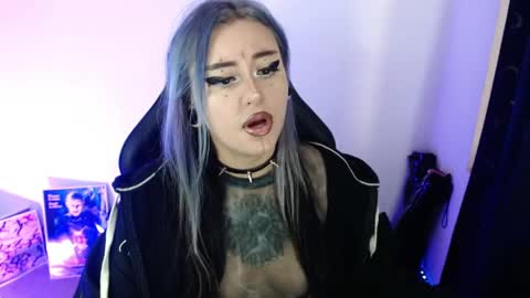 help me 100 hands up my OF is Free  online show from 1, 4, 2026