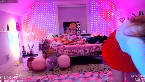 Nina online show from 5, 4, 2026