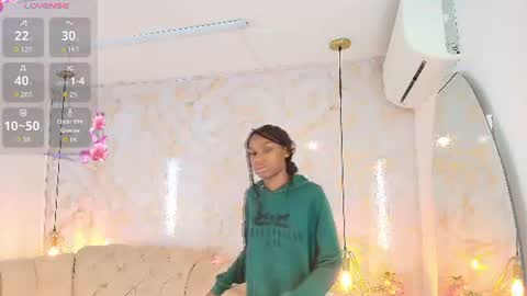Snapshot of ariannaruiz chatting on 5, 8, 2026 Arianna online show from 5, 8, 2026