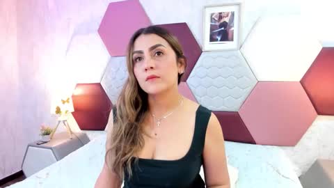 aria online show from 25, 4, 2026