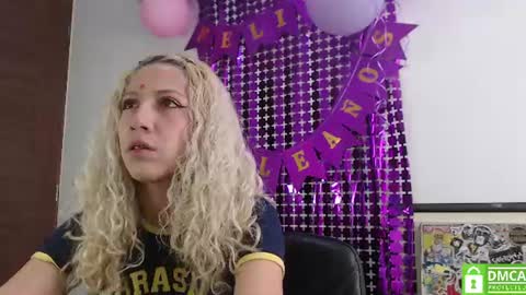 Ari Bunnie  online show from 1, 7, 2026
