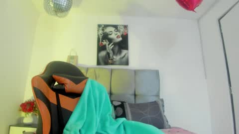 Snapshot of ariel_wish chatting on 11, 5, 2026 ariel_wish online show from 11, 5, 2026