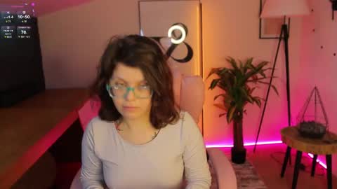 Ariell Mini online show from 19, 5, 2026