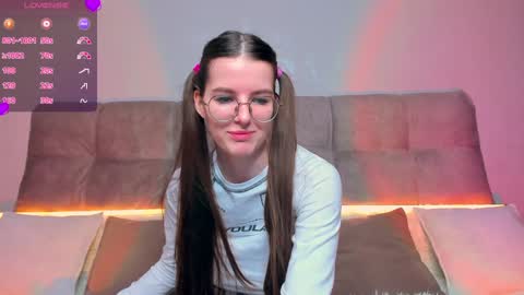 Ariella online show from 6, 12, 2024