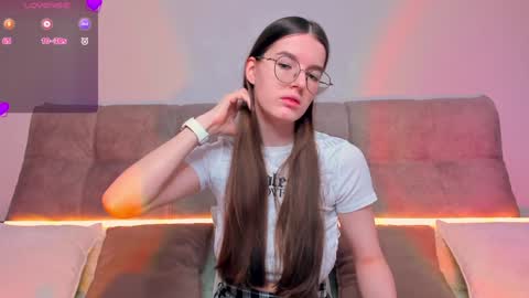 Ariella online show from 9, 12, 2024