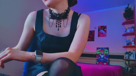 arielstonks_lovee online show from 9, 1, 2025