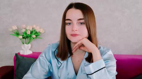 arielstonks_lovee online show from 25, 9, 2025